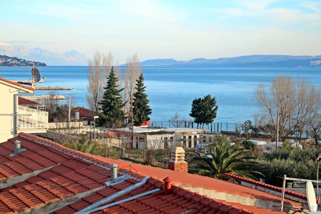 Pansion Begic Hotel Omis Ruang foto
