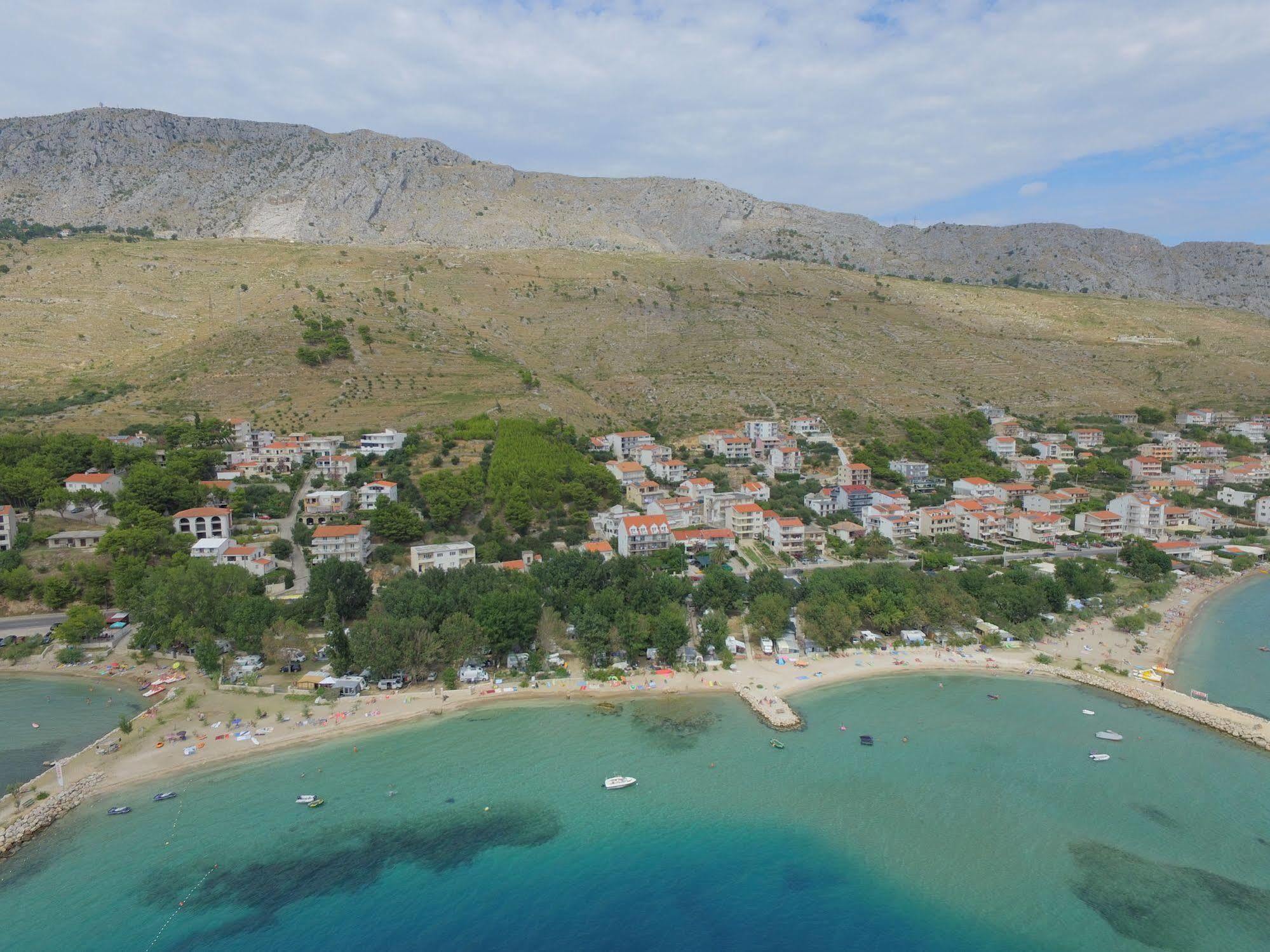 Pansion Begic Hotel Omis Bagian luar foto