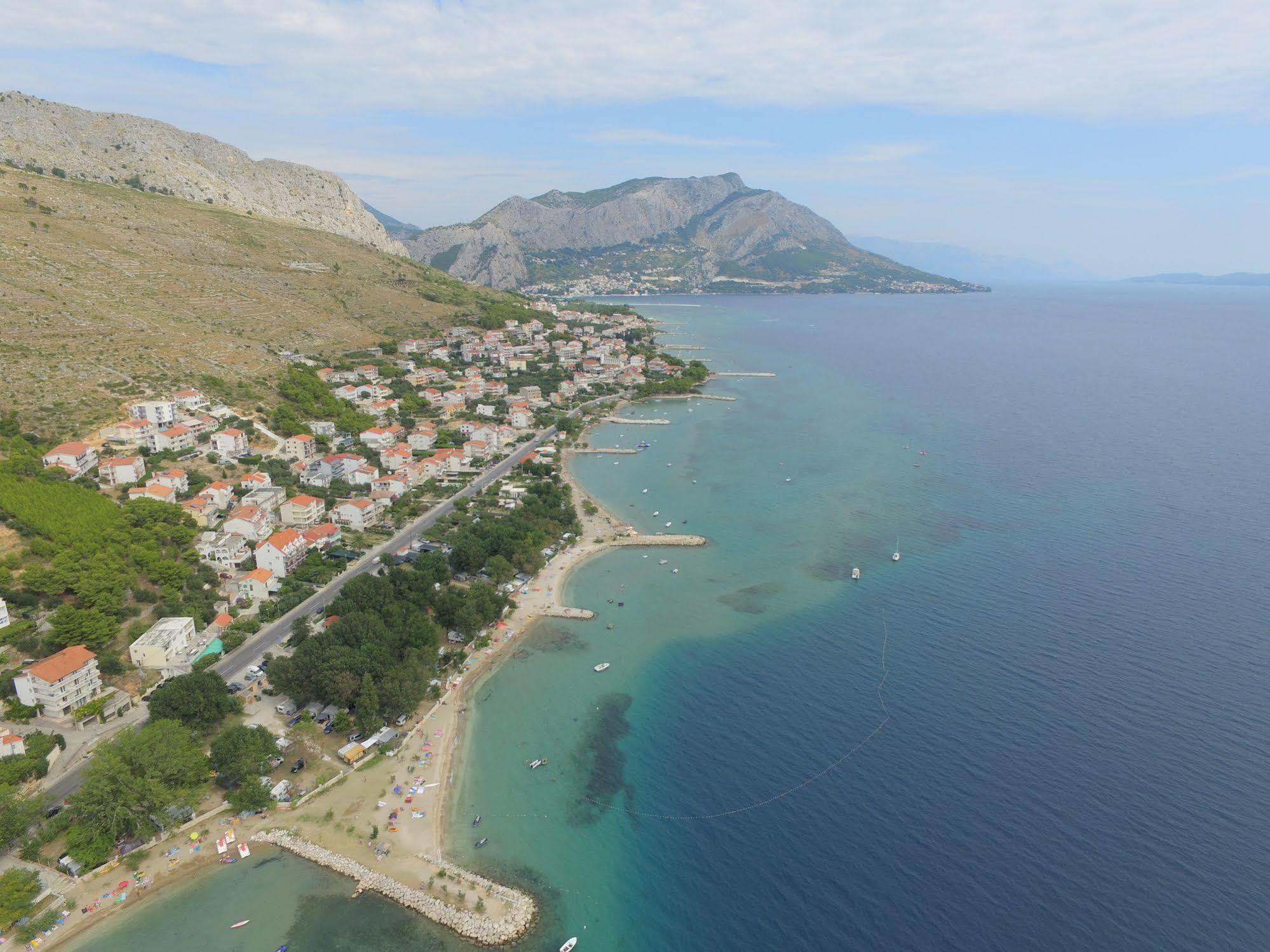 Pansion Begic Hotel Omis Bagian luar foto