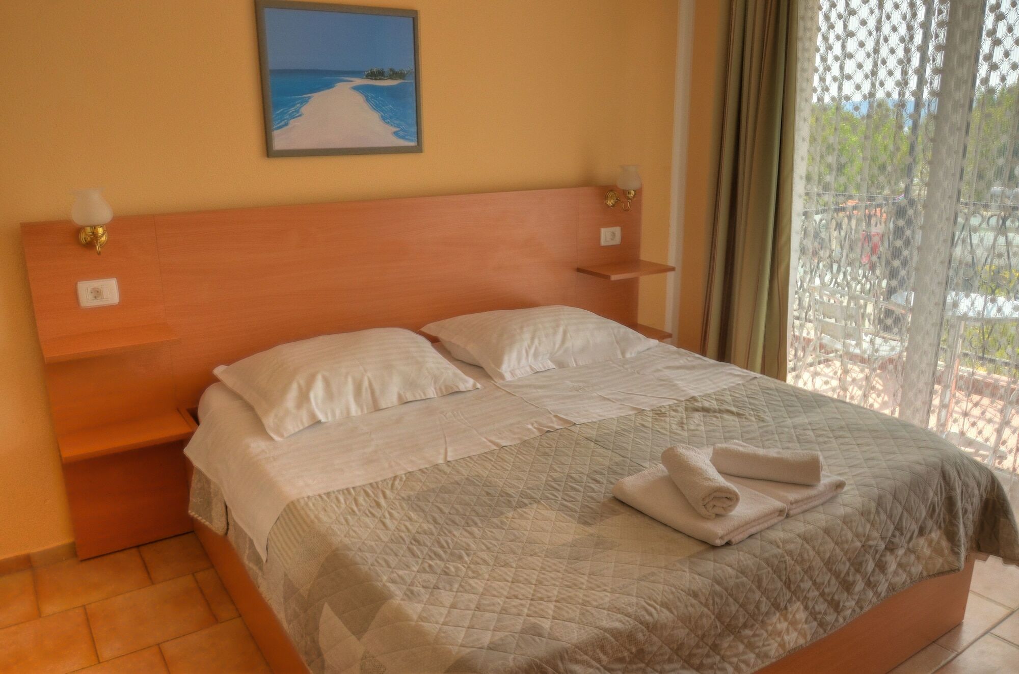 Pansion Begic Hotel Omis Bagian luar foto
